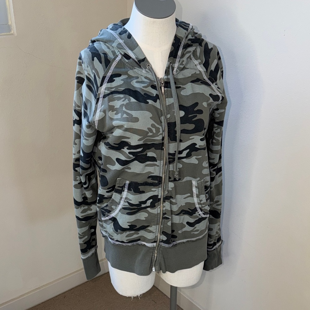 EUC Allen Allen Cotton Camouflage Zip-Up Hoodie Large